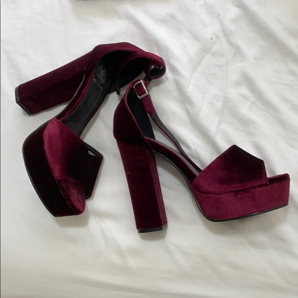 Burgundy fuzzy material high heels